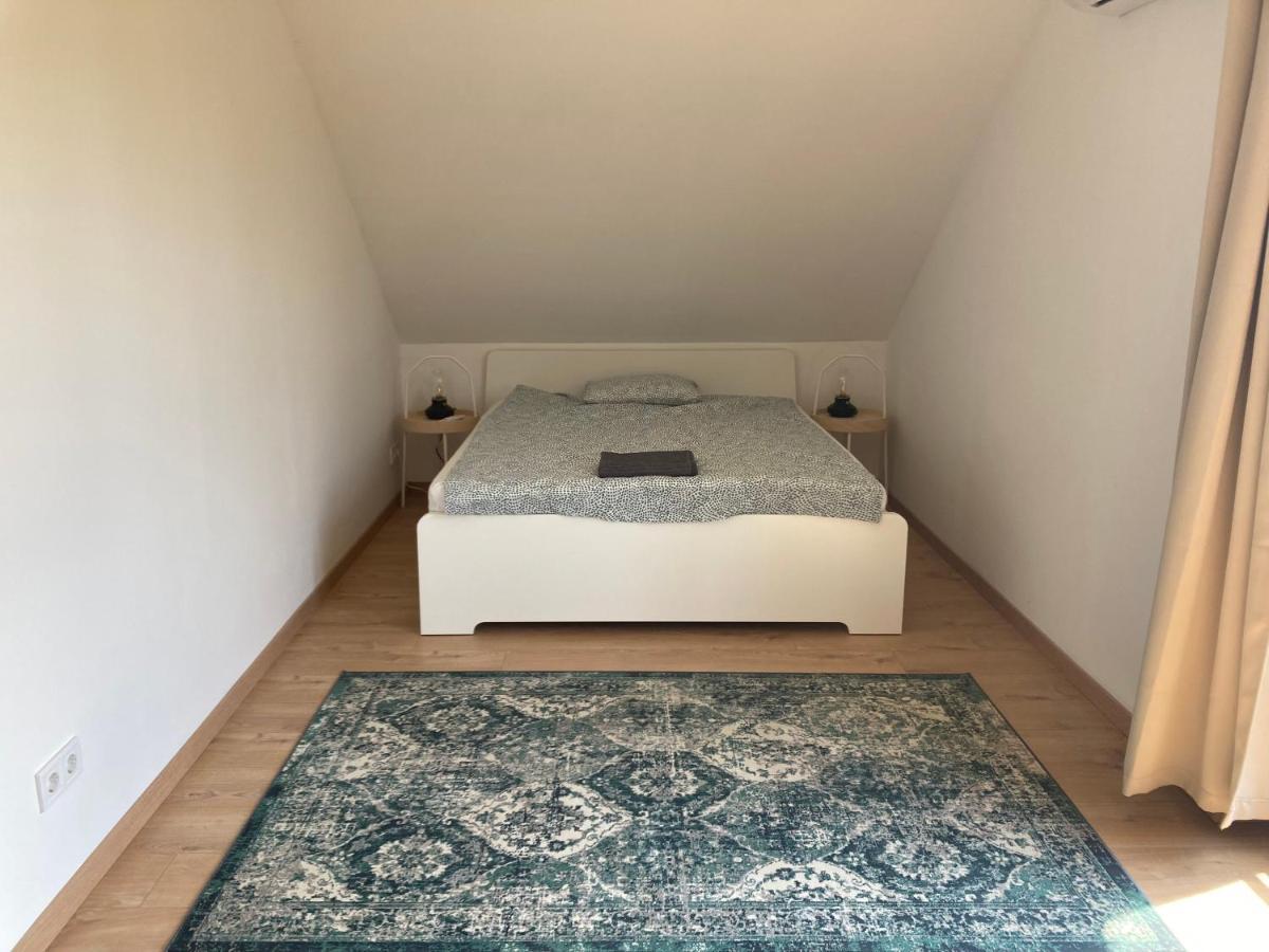 Karadi Apartman Zánka Buitenkant foto